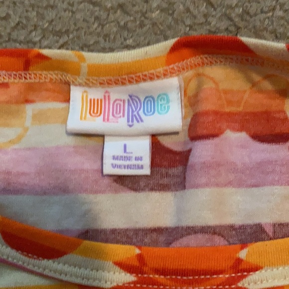 Ladies Size Large Lily’s-Roe Disney Minnie Mouse Short Sleeve Shirt - Picture 2 of 3